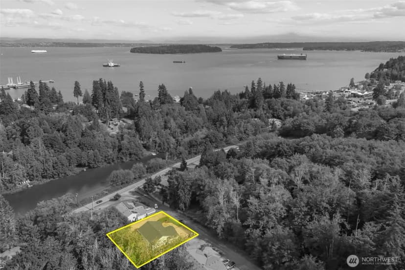 Property photo for 7977 E Clam Bay Court, Port Orchard photo 39