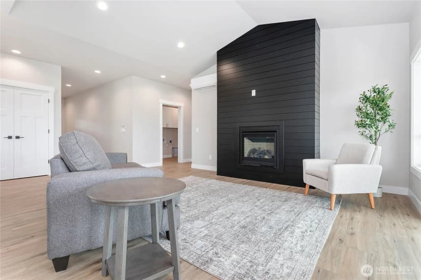 Property photo for 316 W 3rd Street, Everson photo 10