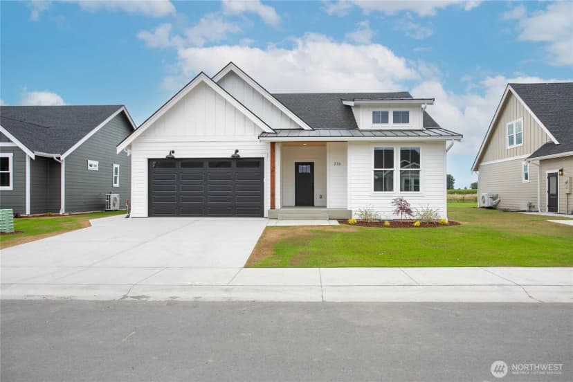Property photo for 316 W 3rd Street, Everson photo 2