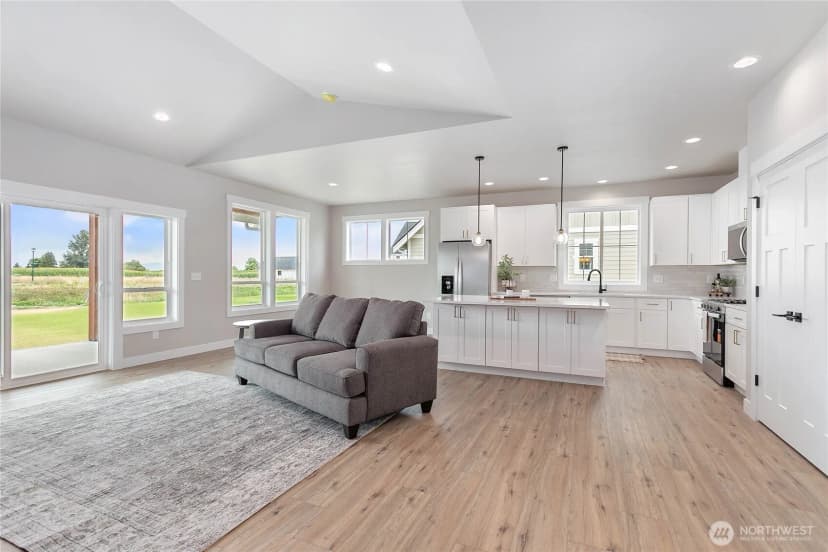 Property photo for 316 W 3rd Street, Everson photo 9
