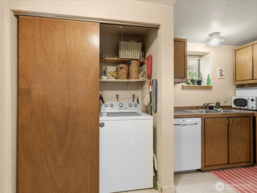 Property photo for 5821 3rd Avenue Nw, Seattle photo 27