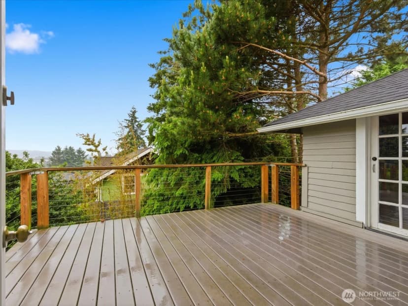 Property photo for 5821 3rd Avenue Nw, Seattle photo 10