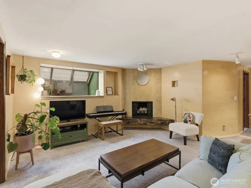 Property photo for 5821 3rd Avenue Nw, Seattle photo 29
