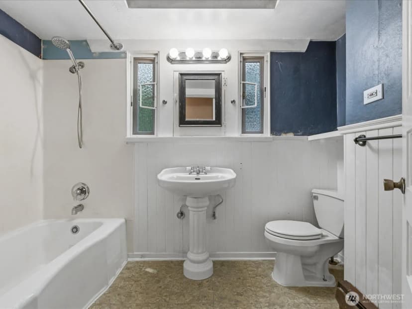 Property photo for 5821 3rd Avenue Nw, Seattle photo 15