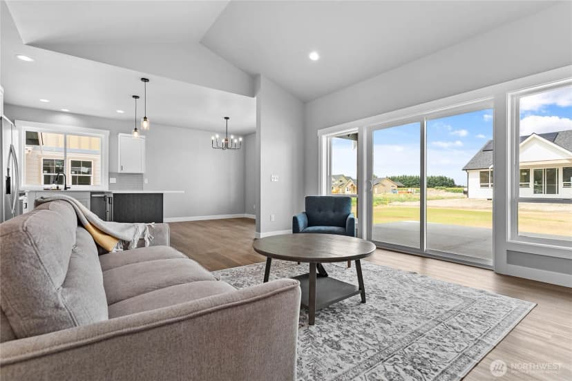 Property photo for 320 W 3rd Street, Everson photo 14