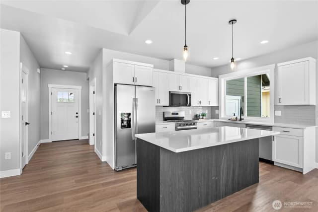 Property photo for 320 W 3rd Street, Everson photo 5