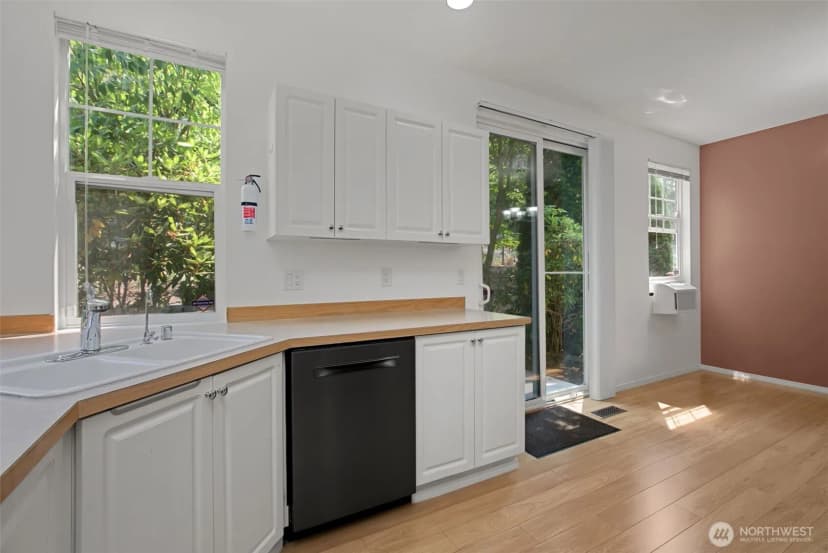 Property photo for 2300 Benson Road S #2-1, Renton photo 18