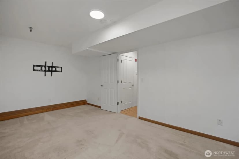 Property photo for 2300 Benson Road S #2-1, Renton photo 34
