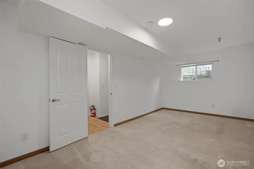 Property photo for 2300 Benson Road S #2-1, Renton photo 35