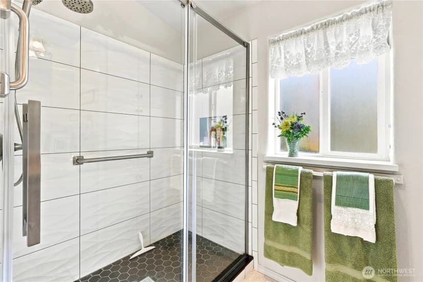 Property photo for 1100 S Rosewood Drive #104, Ellensburg photo 25