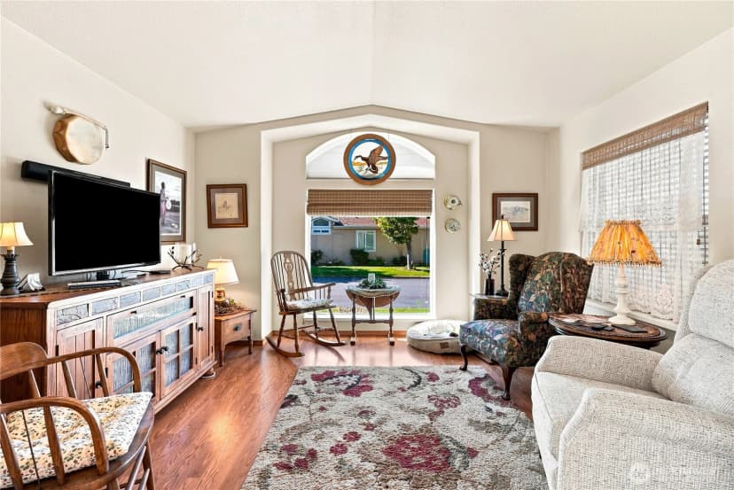 Property photo for 1100 S Rosewood Drive #104, Ellensburg photo 12