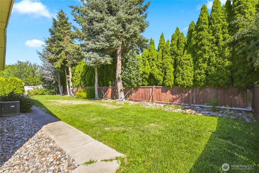 Property photo for 1100 S Rosewood Drive #104, Ellensburg photo 32