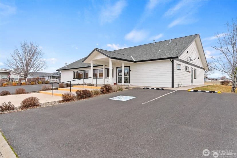 Property photo for 1100 S Rosewood Drive #104, Ellensburg photo 34