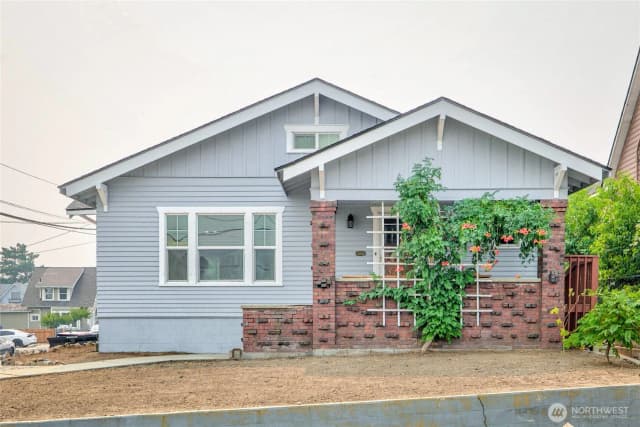 Property photo for 423 Kittitas Street, Wenatchee