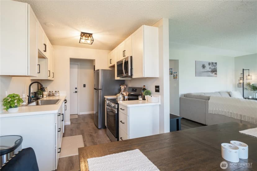 Property photo for 1902 W Prospect Street #105, Chelan photo 4