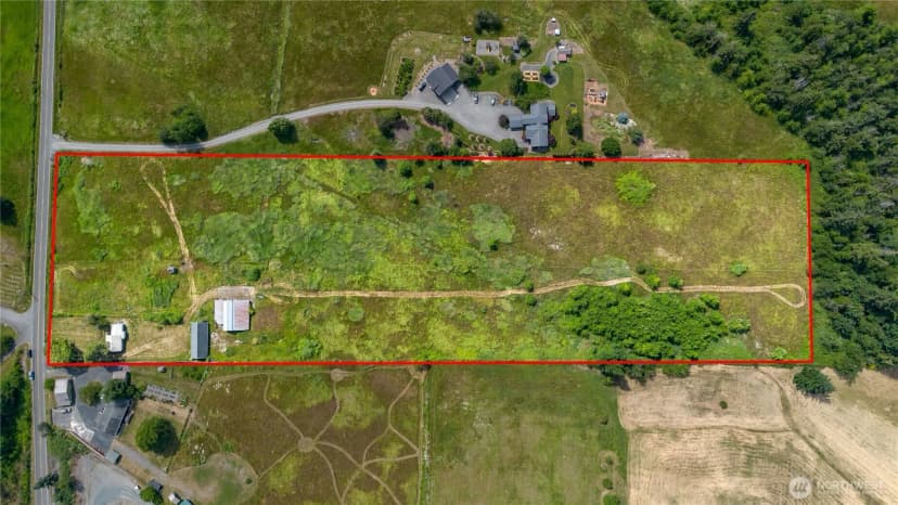 Property photo for 1948 Central Road, Everson