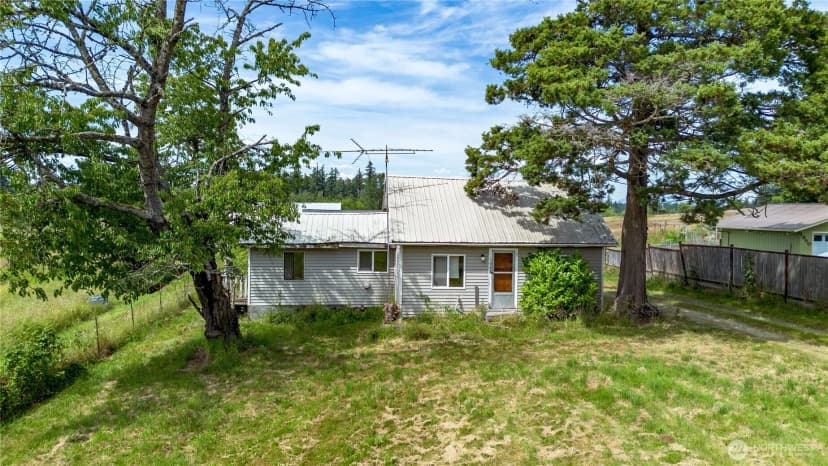 Property photo for 1948 Central Road, Everson photo 7