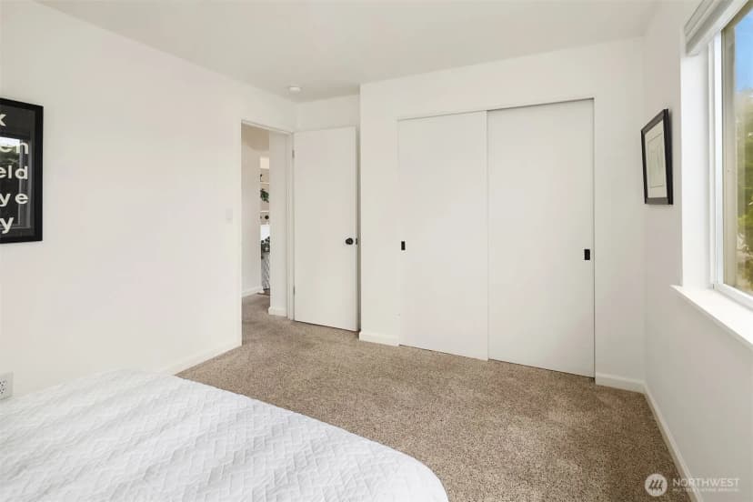 Property photo for 11510 27th Avenue Sw, Burien photo 21