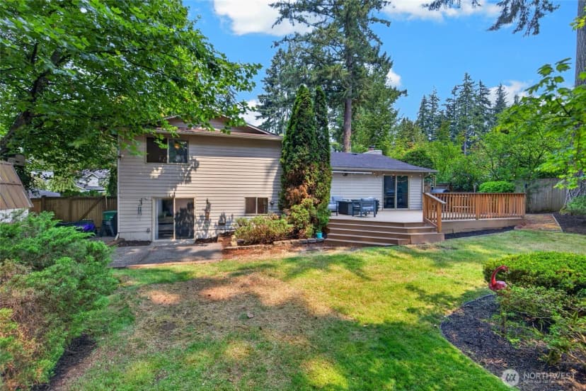 Property photo for 402 170th Place Sw, Bothell photo 35