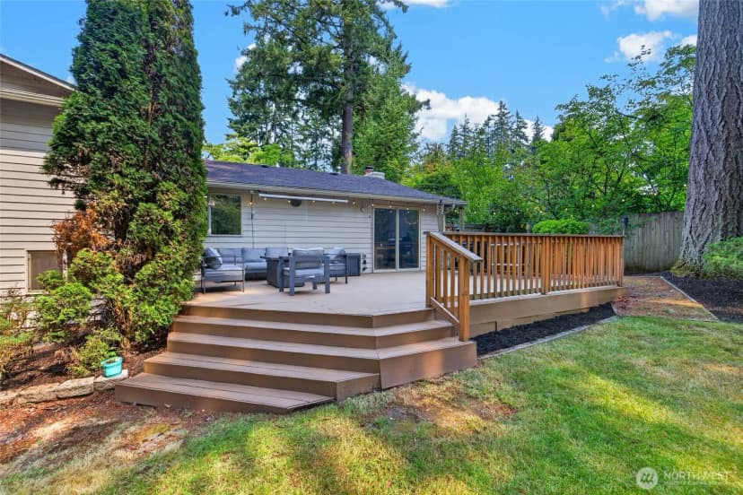 Property photo for 402 170th Place Sw, Bothell photo 34