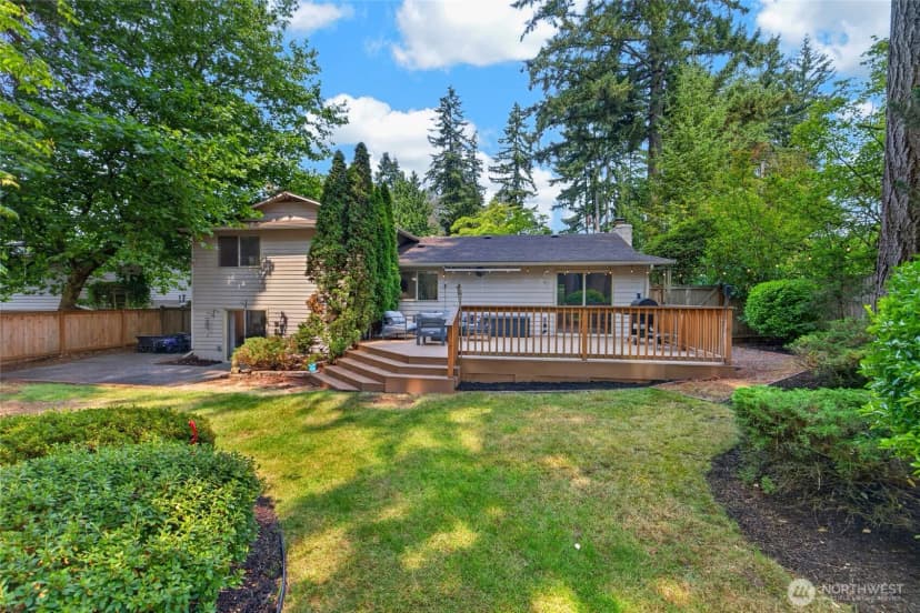 Property photo for 402 170th Place Sw, Bothell photo 36