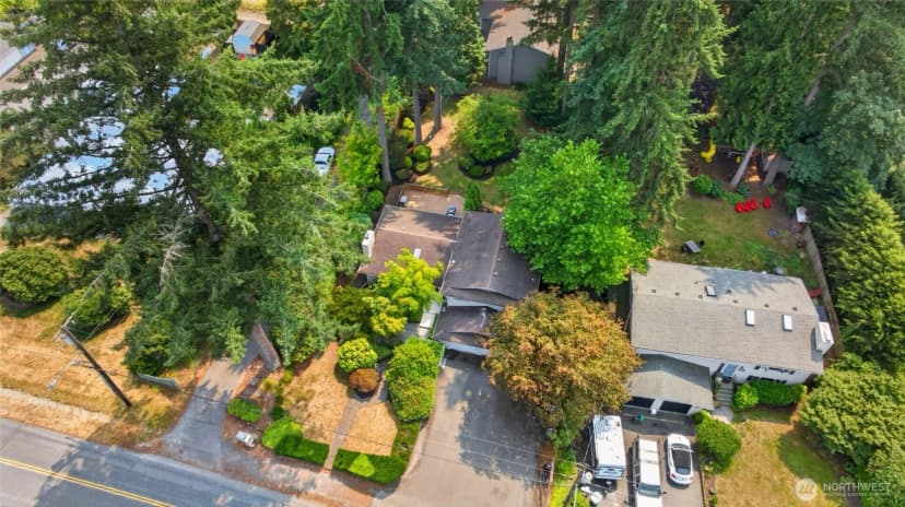 Property photo for 402 170th Place Sw, Bothell photo 39