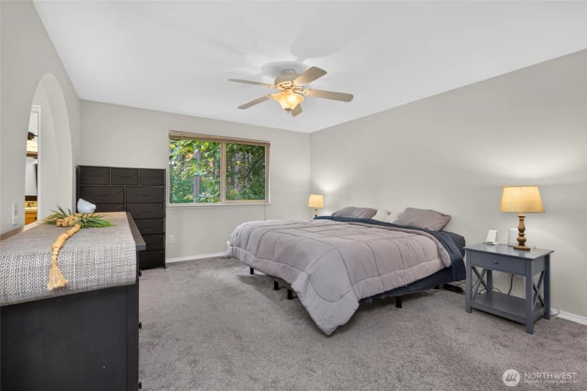 Property photo for 402 170th Place Sw, Bothell photo 18