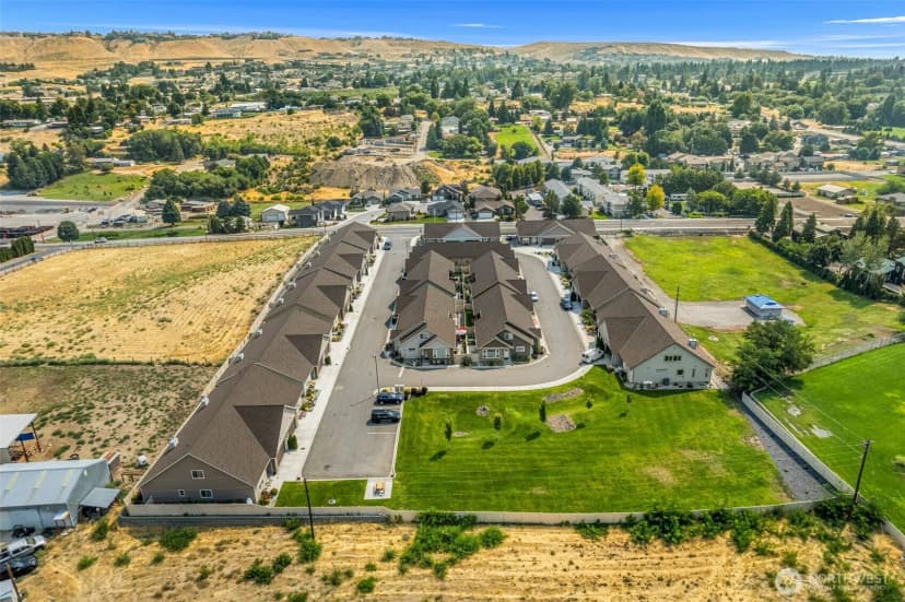 Property photo for 211 Solomon Loop Nw, East Wenatchee photo 36
