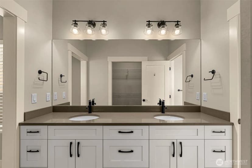Property photo for 211 Solomon Loop Nw, East Wenatchee photo 18