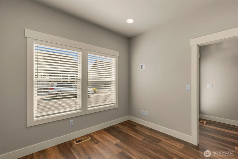Property photo for 211 Solomon Loop Nw, East Wenatchee photo 13