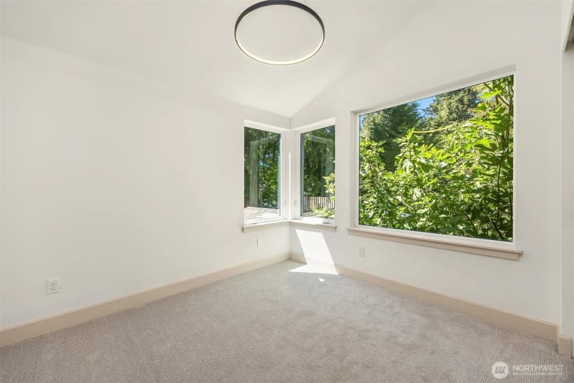 Property photo for 1257 Ne 100th Street, Seattle photo 10