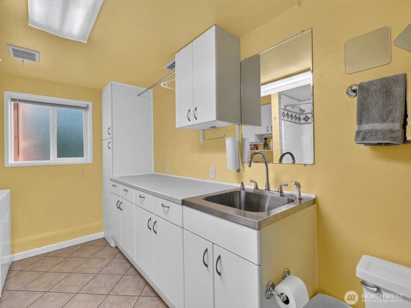 Property photo for 13042 Se 184th Place, Renton photo 35