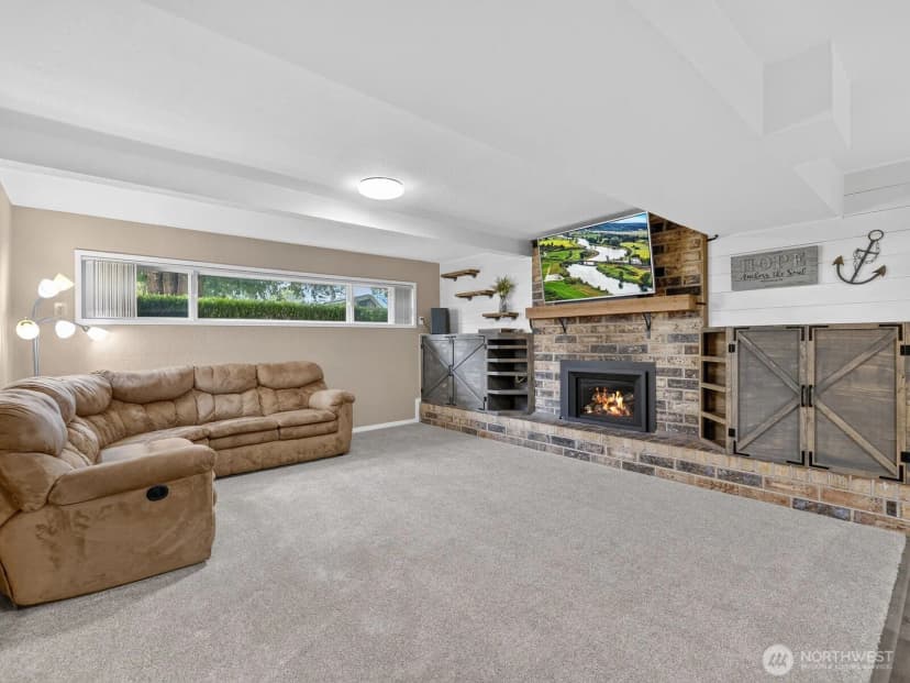 Property photo for 13042 Se 184th Place, Renton photo 30