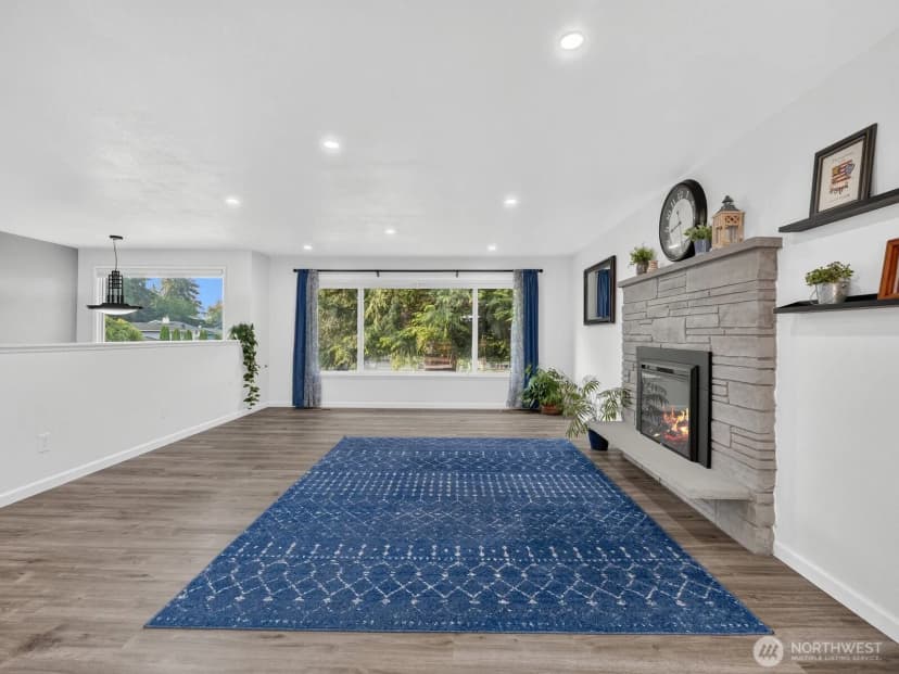 Property photo for 13042 Se 184th Place, Renton photo 8