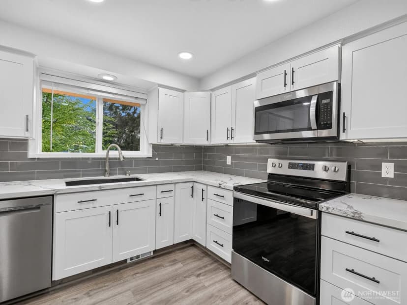 Property photo for 13042 Se 184th Place, Renton photo 13