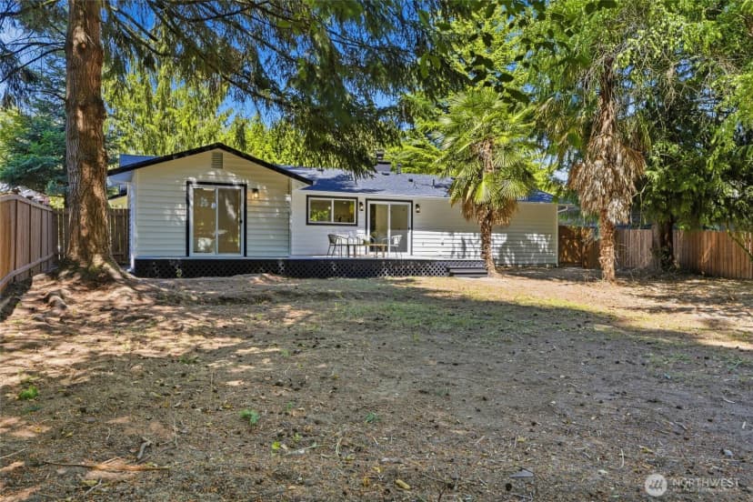 Property photo for 824 116th Street Sw, Everett photo 27