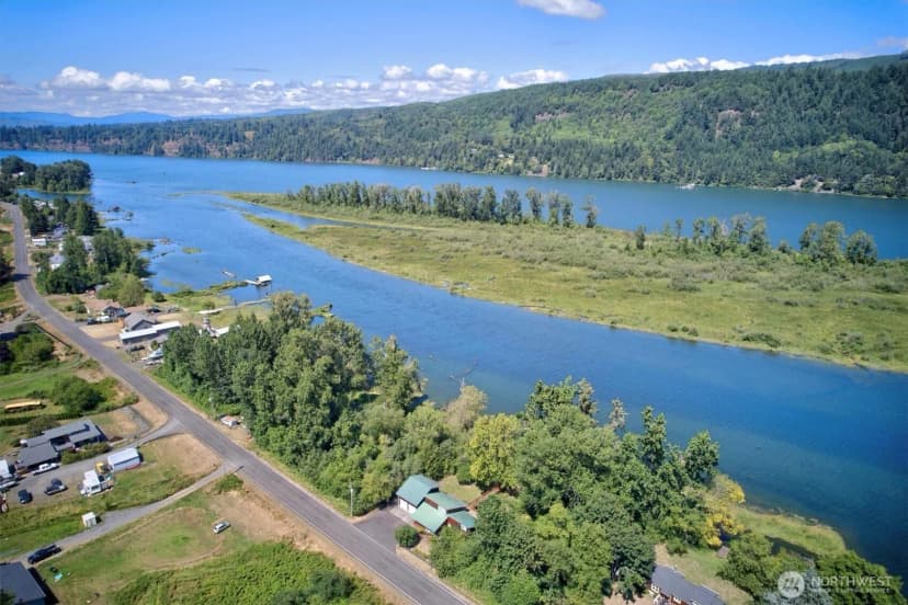 Property photo for 347 E Birnie Slough Road, Cathlamet photo 37