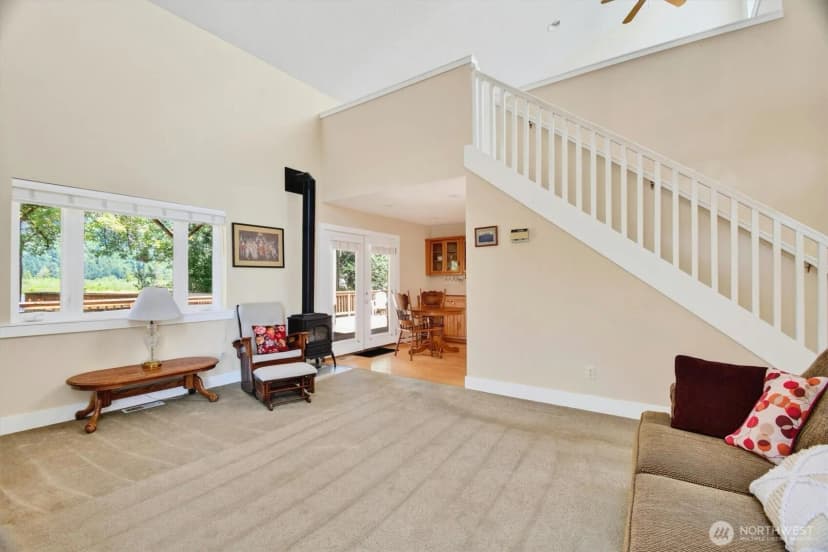 Property photo for 347 E Birnie Slough Road, Cathlamet photo 8