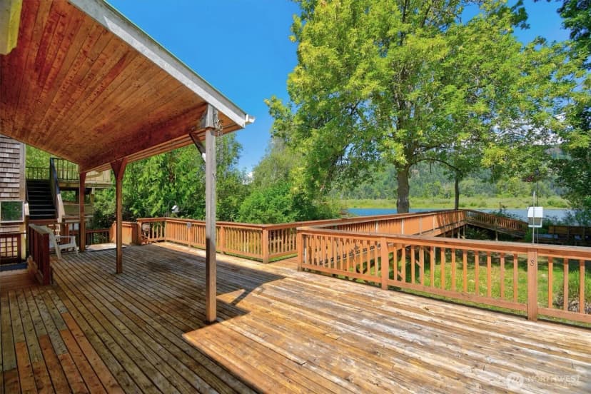 Property photo for 347 E Birnie Slough Road, Cathlamet photo 24