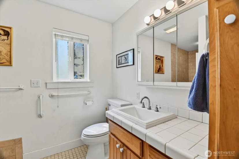 Property photo for 347 E Birnie Slough Road, Cathlamet photo 15
