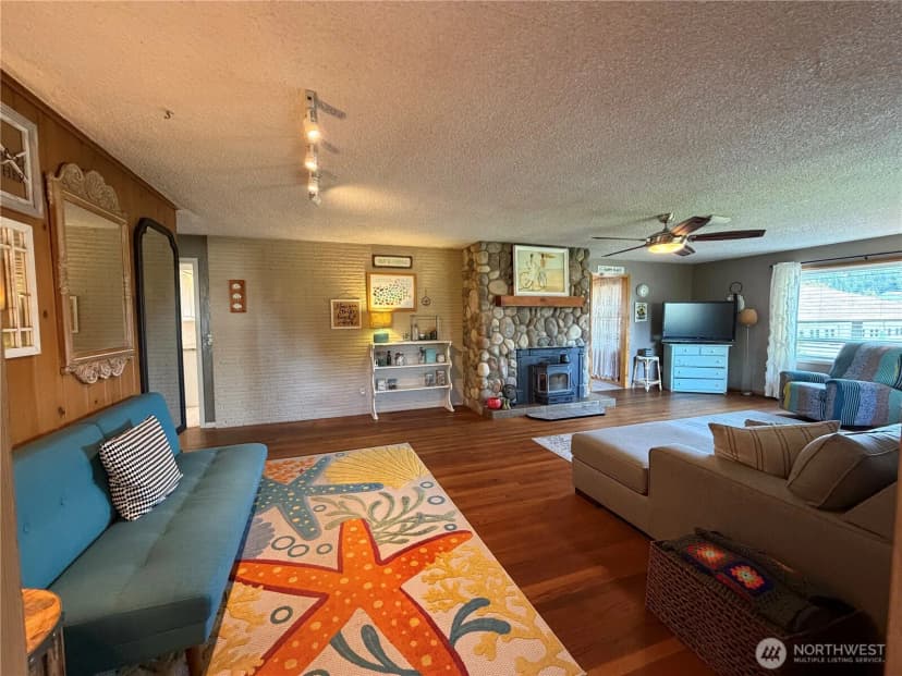 Property photo for 361 Second Avenue, Forks photo 6