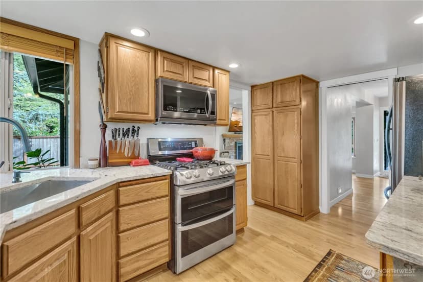 Property photo for 21420 Se 291st Street, Kent photo 14