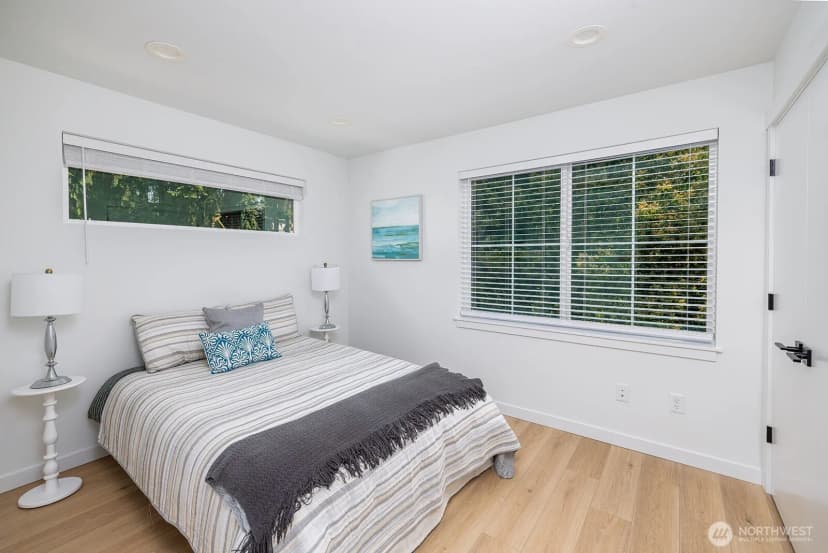 Property photo for 13732 Stone Avenue N, Seattle photo 17