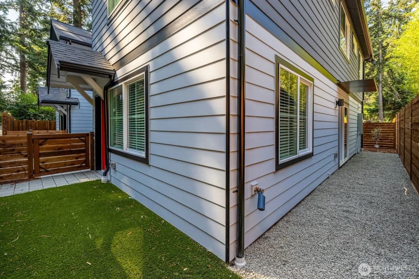 Property photo for 13732 Stone Avenue N, Seattle photo 18