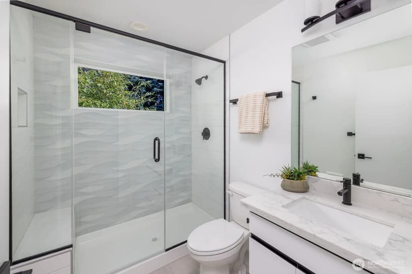 Property photo for 13732 Stone Avenue N, Seattle photo 14