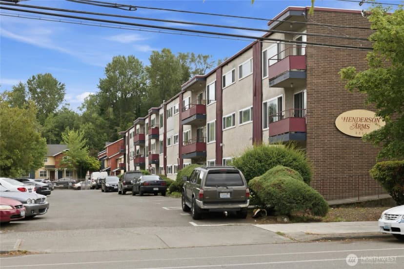 Property photo for 4803 S Henderson Street, Seattle photo 2