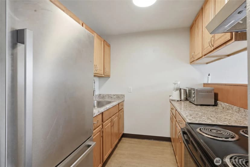 Property photo for 4803 S Henderson Street, Seattle photo 14