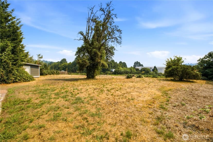 Property photo for 4613 S 125th Street Se, Tukwila photo 36