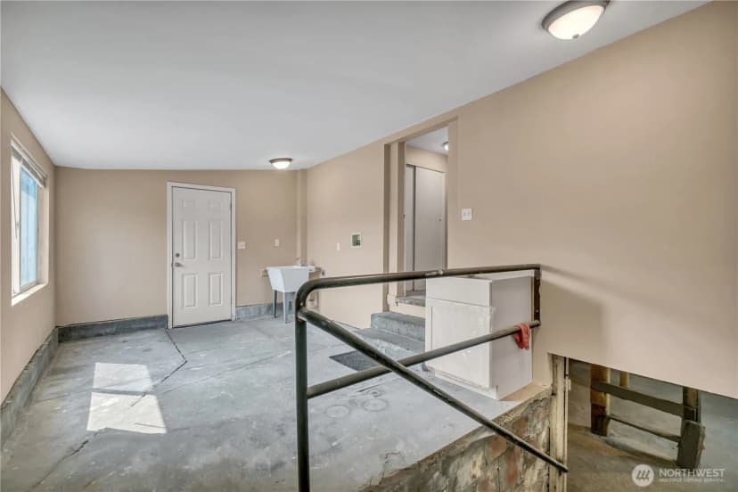 Property photo for 4613 S 125th Street Se, Tukwila photo 19