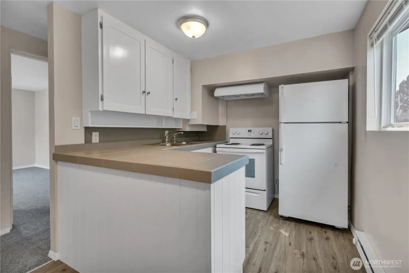 Property photo for 4613 S 125th Street Se, Tukwila photo 10